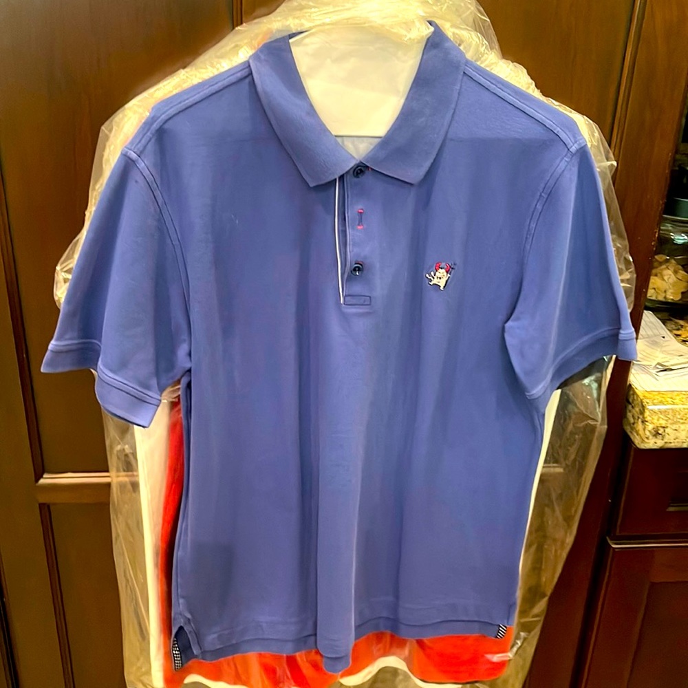 Robert Graham polo, size medium, dry cleaned & open to offers!
